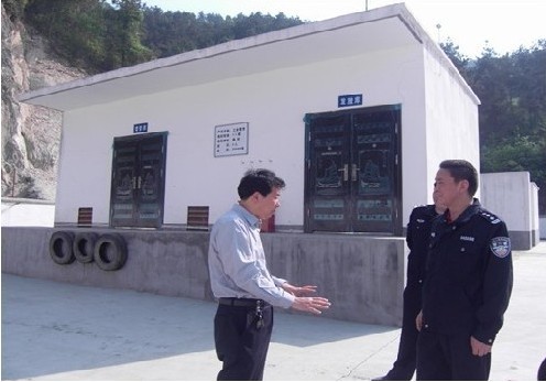 治安支隊領(lǐng)導(dǎo)深入湖北皓昇民爆倉庫檢查指導(dǎo)工作